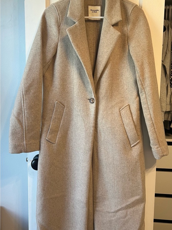 Abercrombie & Fitch Jackets & Blazers - Abercrombie & Fitch Women's Taupe Wool-Blend Single-Button Coat